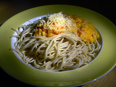 Spaghetti mit Möhren-Rahm-Sauce