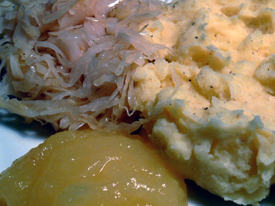 Sauerkraut mit Himmel und Erde